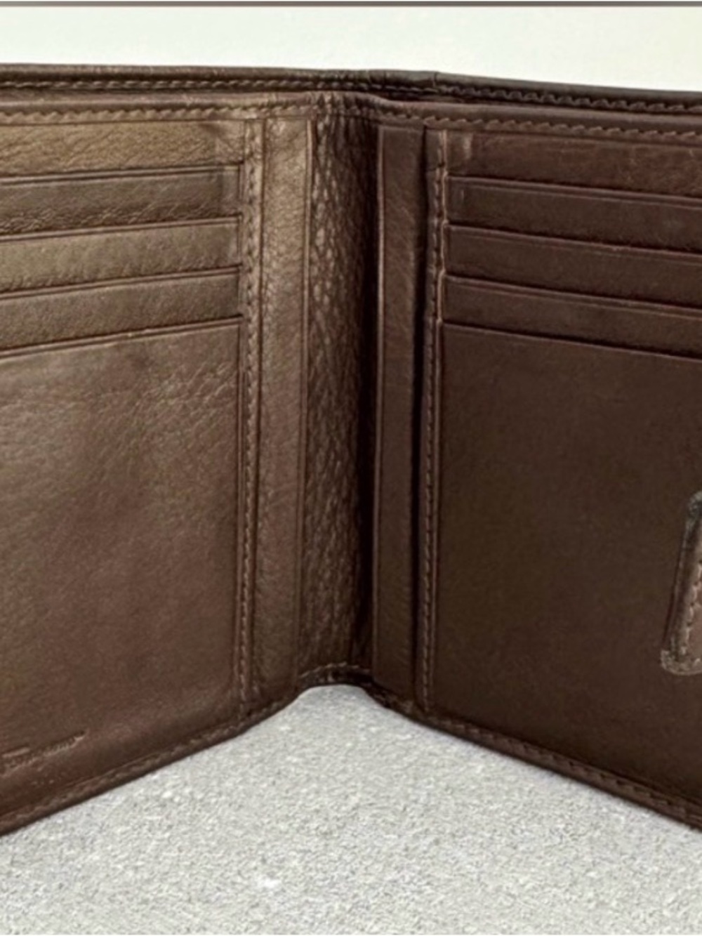 SALVATORE FERRAGAMO Vintage Brown Leather Wallet - Picture 7 of 9